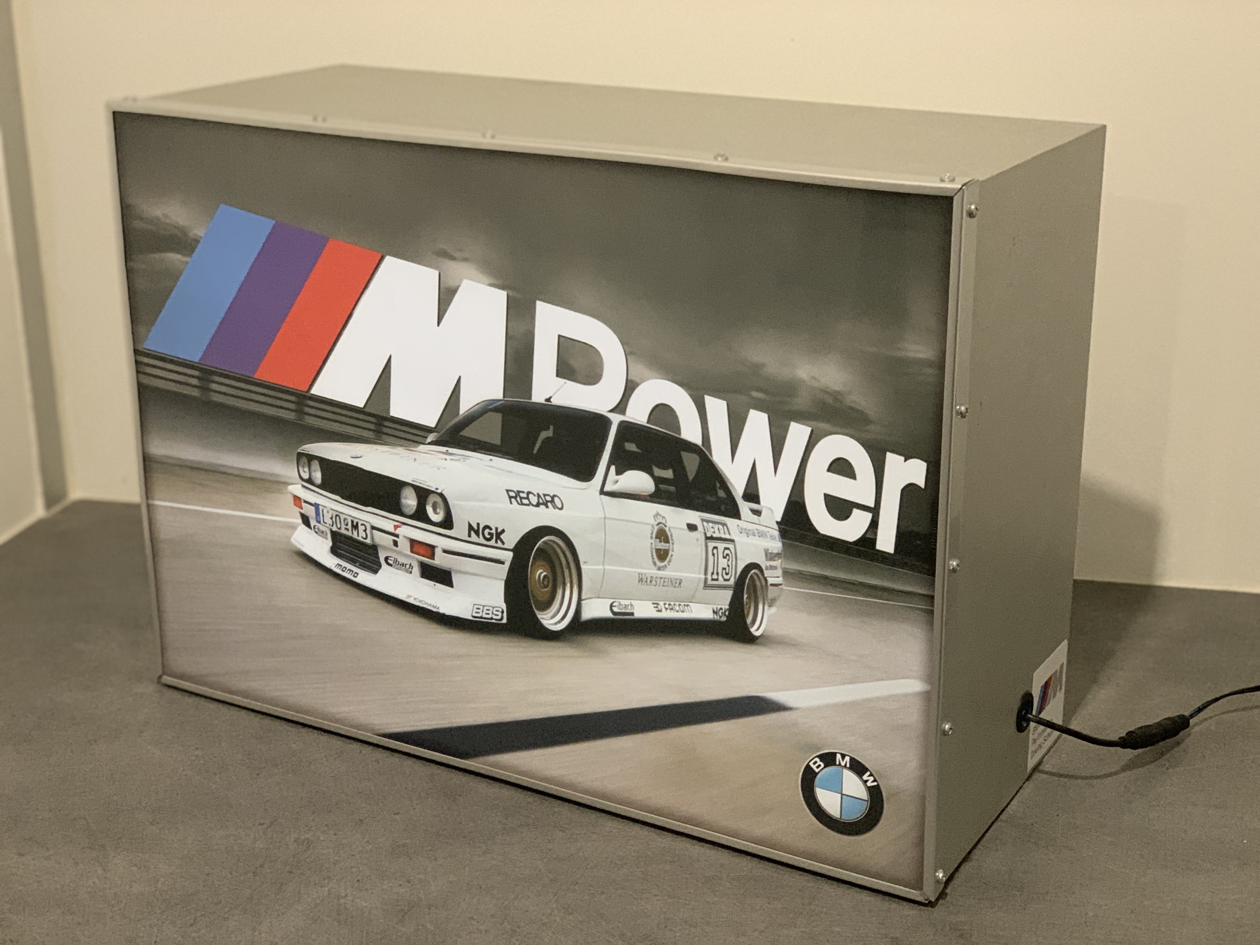 Enseigne Lumineuse BMW M Performance – CarCustom3D