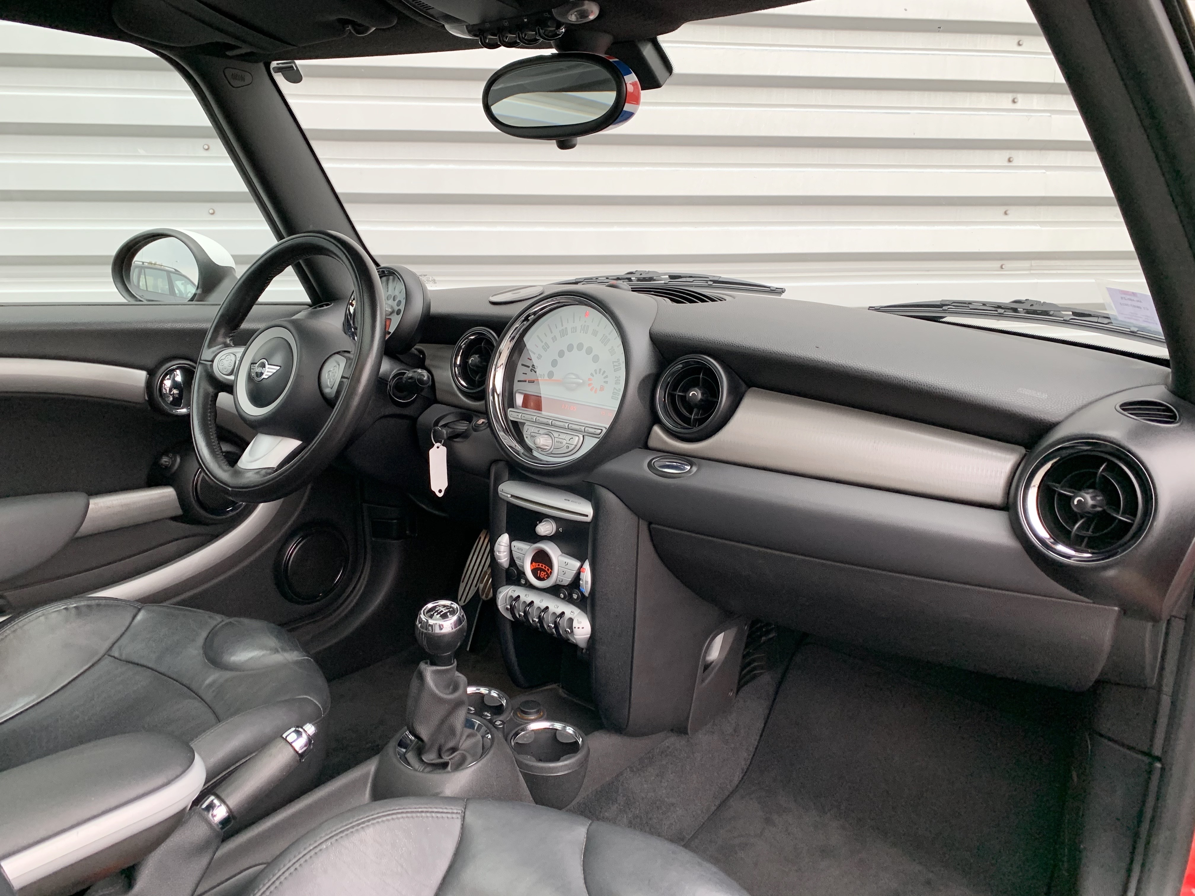 Garage du Centre - mini-cooper-s-r56-1-6i-184