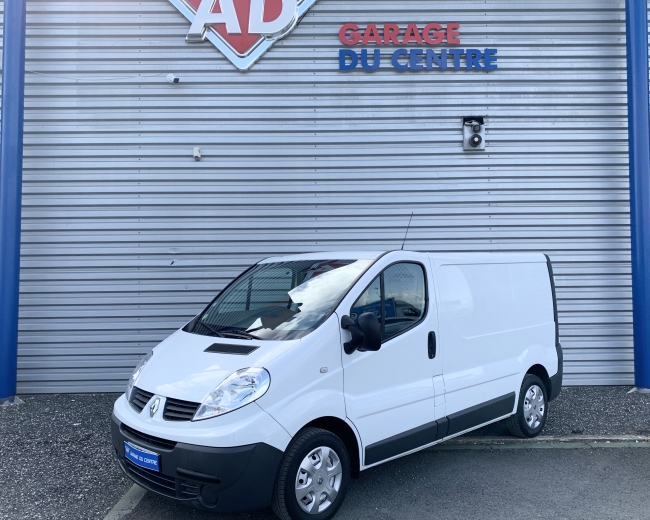 https://garageducentre86.fr/media/cache/diaporama_fixed_filter/images/annonces/renault-trafic-ii-2.0%20DCi%2090%20L1H1/IMG_8921.jpg